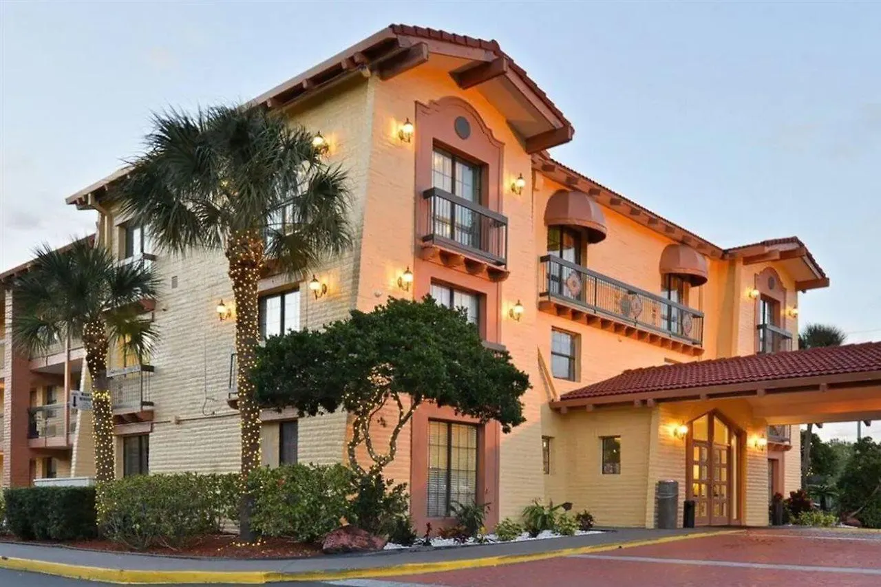 Rodeway Inn Near Ybor City - Casino Tampa