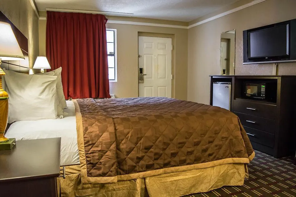 Rodeway Inn Near Ybor City - Casino Tampa