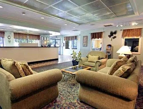 Rodeway Inn Near Ybor City - Casino Tampa